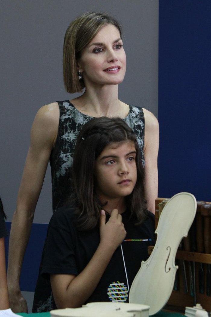 La felicitación navideña de los Reyes revela qué tienen en común Letizia y Leonor