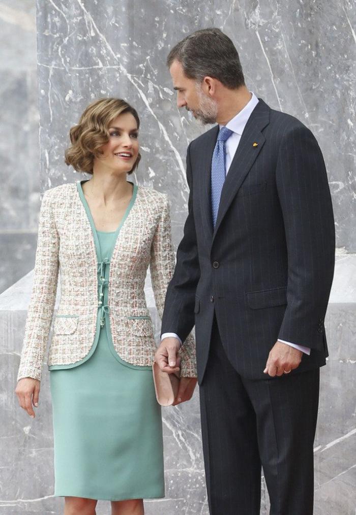 La felicitación navideña de los Reyes revela qué tienen en común Letizia y Leonor