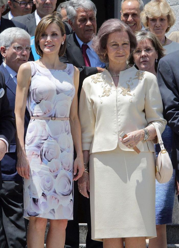 La felicitación navideña de los Reyes revela qué tienen en común Letizia y Leonor