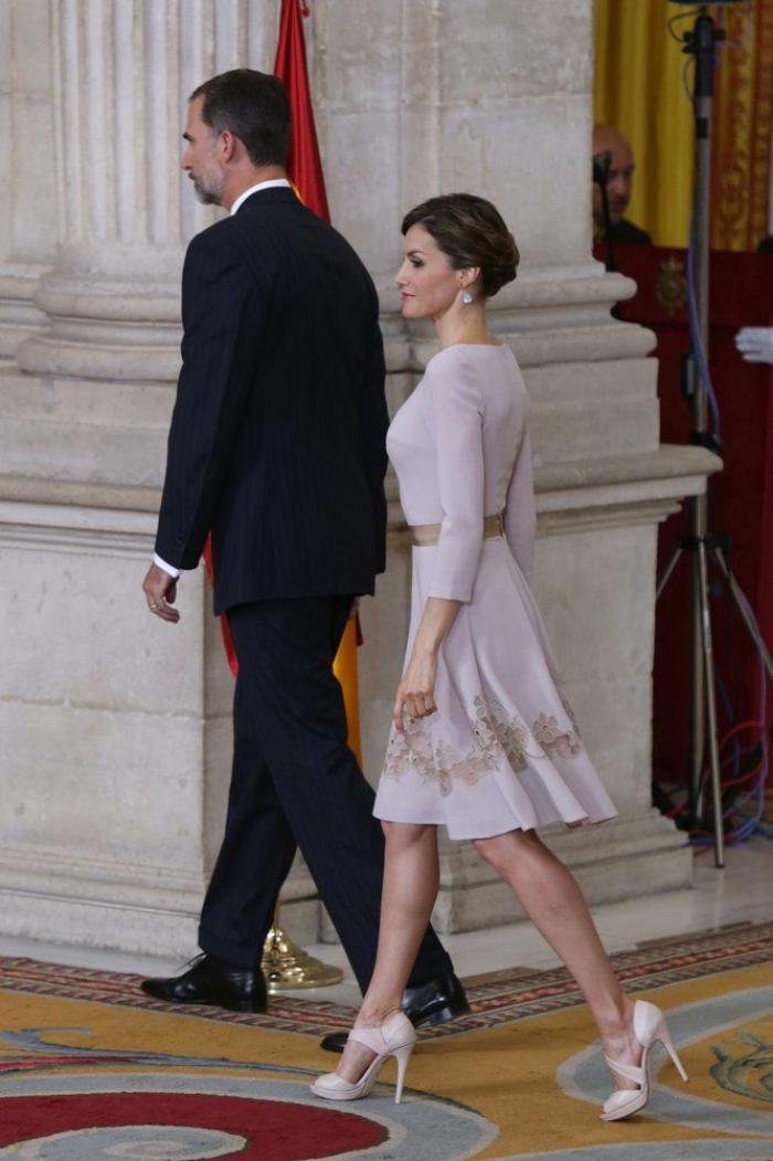 La felicitación navideña de los Reyes revela qué tienen en común Letizia y Leonor