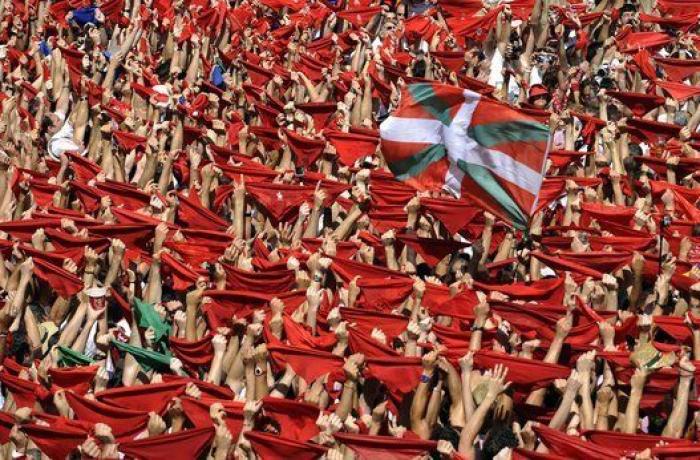 Chupinazo 2015: Pamplonesas, pamploneses, ¡viva San Fermín!