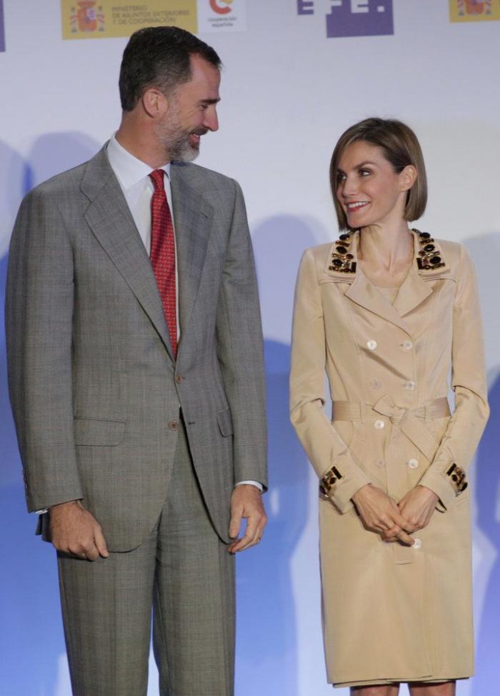 La felicitación navideña de los Reyes revela qué tienen en común Letizia y Leonor