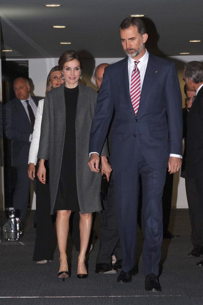 La felicitación navideña de los Reyes revela qué tienen en común Letizia y Leonor