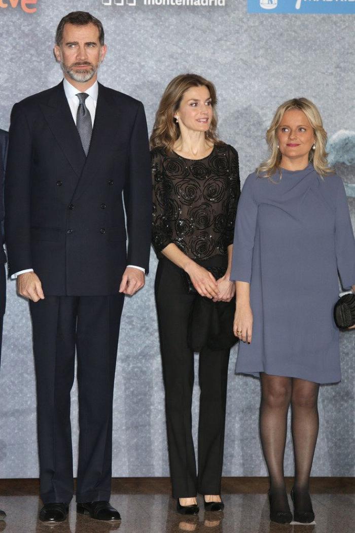 La felicitación navideña de los Reyes revela qué tienen en común Letizia y Leonor