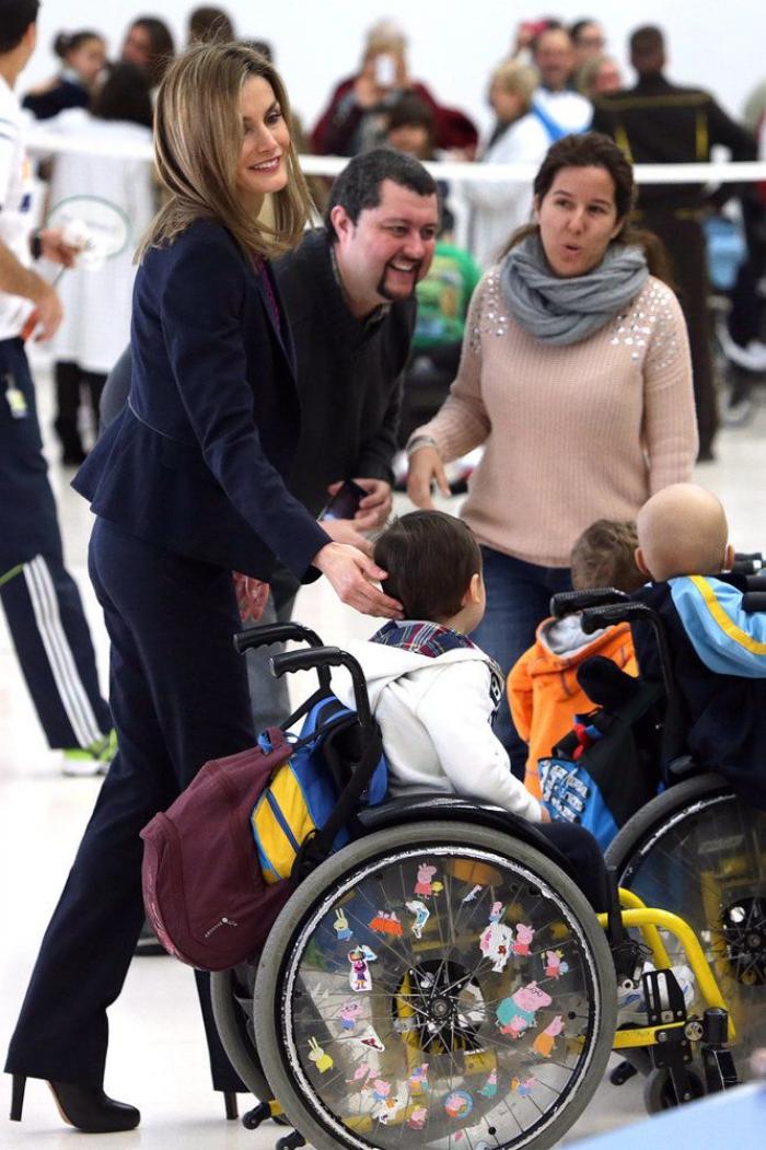 La felicitación navideña de los Reyes revela qué tienen en común Letizia y Leonor