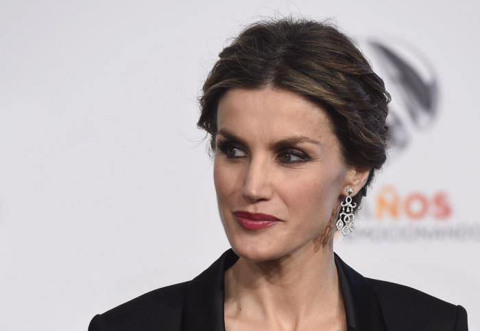 La felicitación navideña de los Reyes revela qué tienen en común Letizia y Leonor