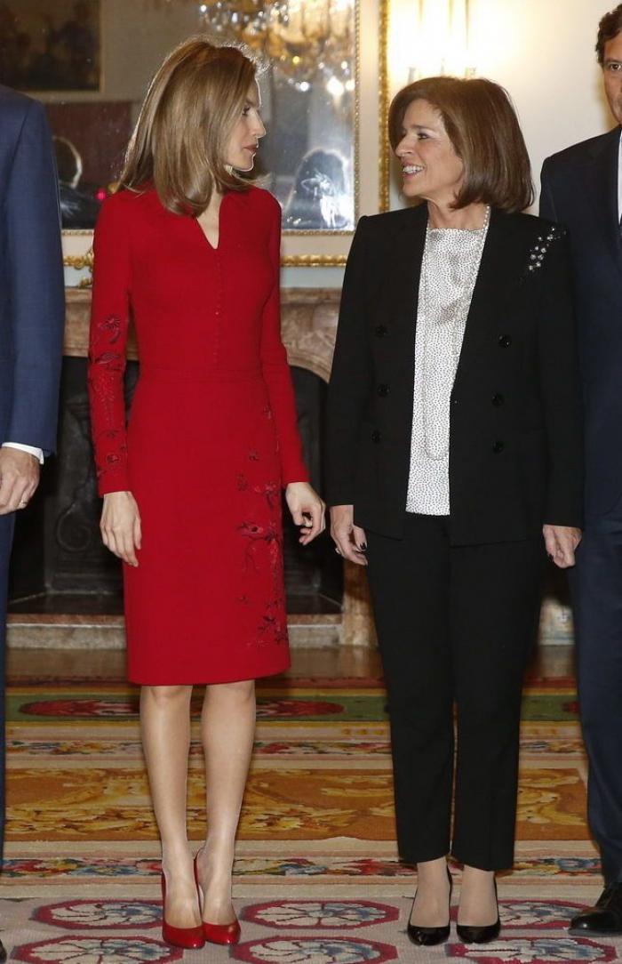La felicitación navideña de los Reyes revela qué tienen en común Letizia y Leonor