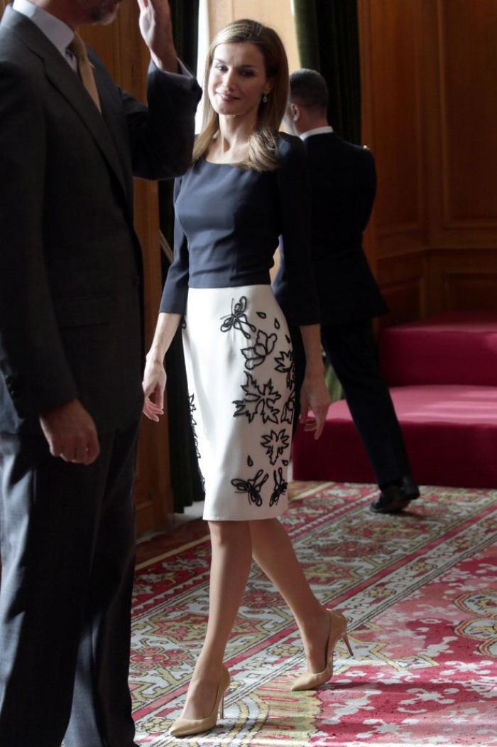 La felicitación navideña de los Reyes revela qué tienen en común Letizia y Leonor