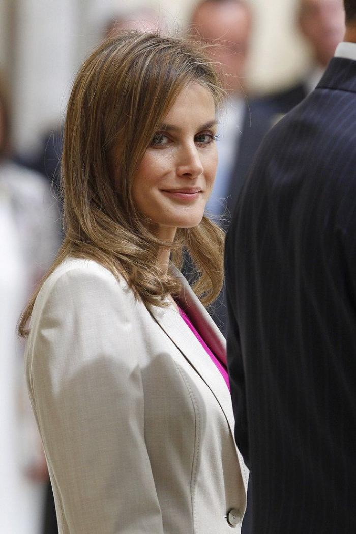 La felicitación navideña de los Reyes revela qué tienen en común Letizia y Leonor