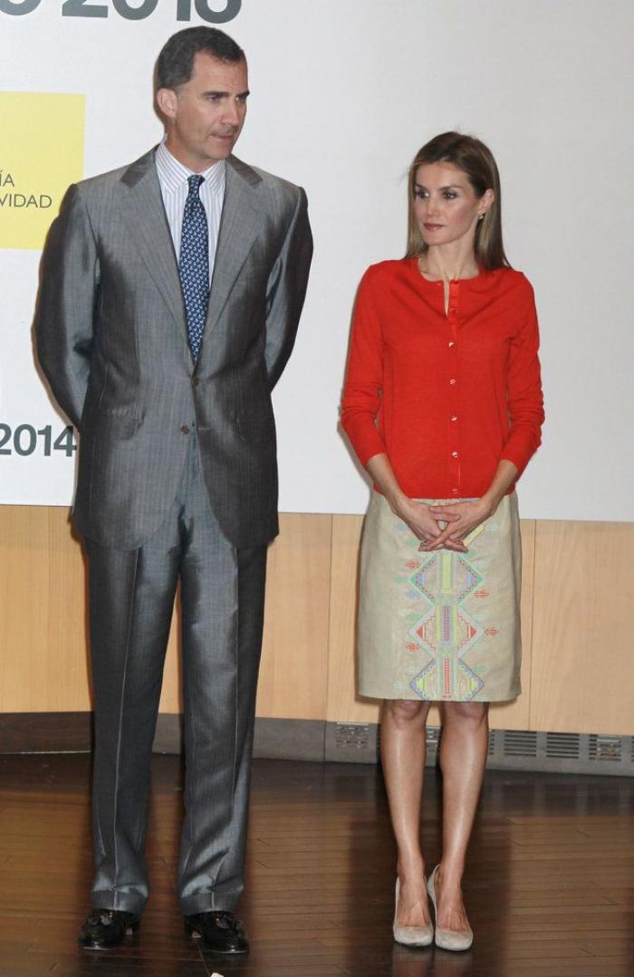 La felicitación navideña de los Reyes revela qué tienen en común Letizia y Leonor