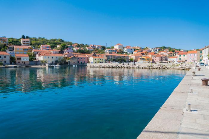 Un 'Brexit' duro puede afectar a 80.000 empleos turísticos en Europa, 25.000 en España