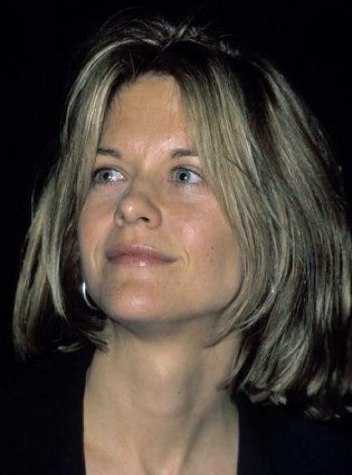 Meg Ryan cambia de cara: la actriz aparece con nuevo rostro en la Semana de la Moda de París