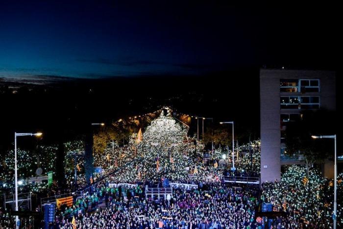 Comida "flatulenta", ping-pong, series... : Rull y Turull relatan su día a día en prisión