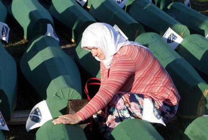 Bosnia conmemora el vigésimo aniversario de la tragedia de Srebrenica