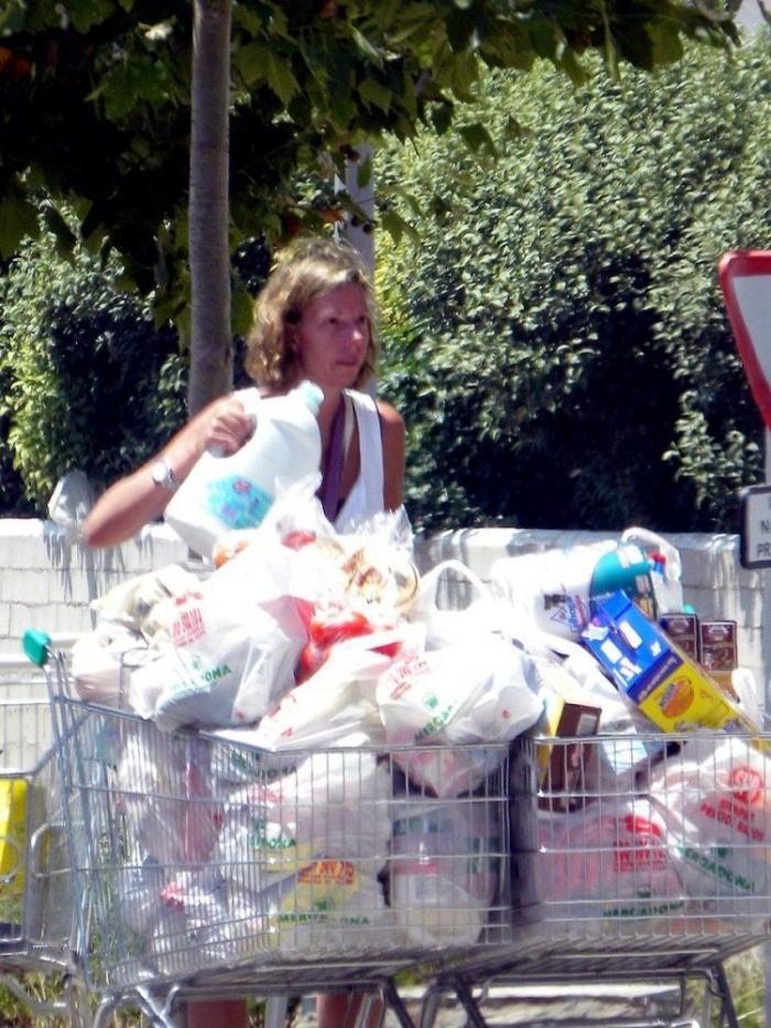 Alcampo frente a Sánchez Romero: la diferencia de precio entre el supermercado más barato y más caro