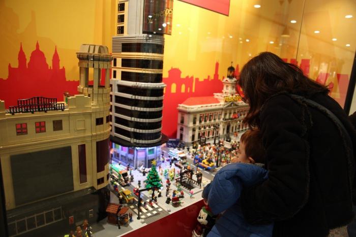Esto es lo que te encontrarás si visitas la tienda de Lego en Madrid