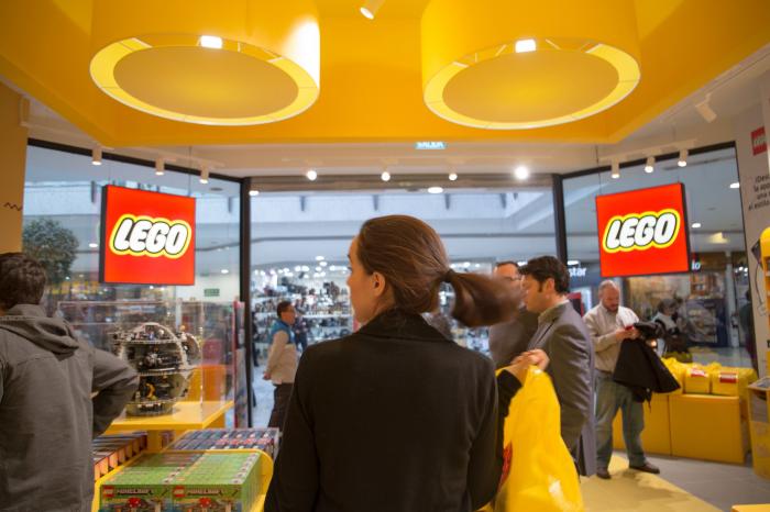 Esto es lo que te encontrarás si visitas la tienda de Lego en Madrid