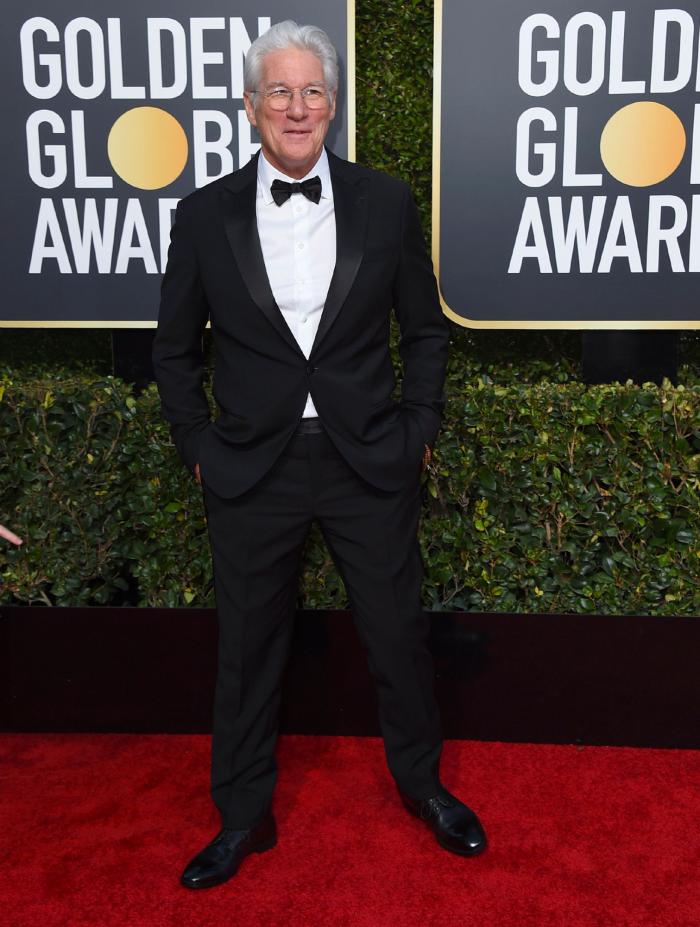 Los gestos de complicidad de Bradley Cooper e Irina Shayk en los Globos de Oro