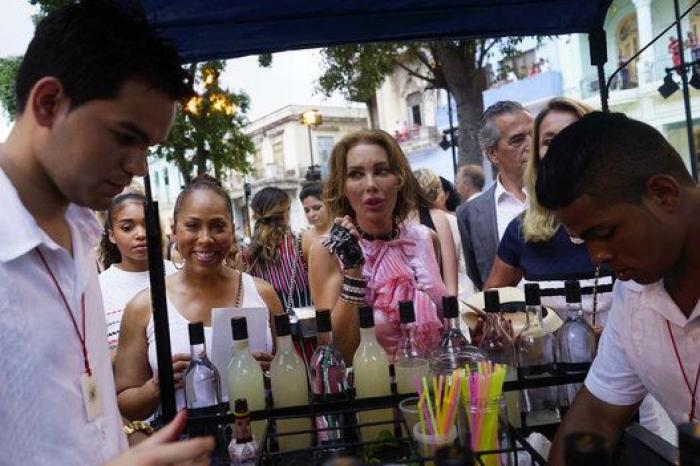 Chanel saca un cohete en su desfile de París