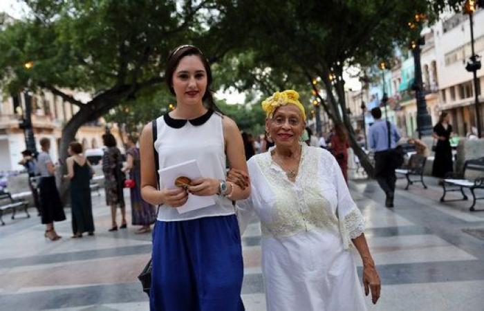 Chanel saca un cohete en su desfile de París