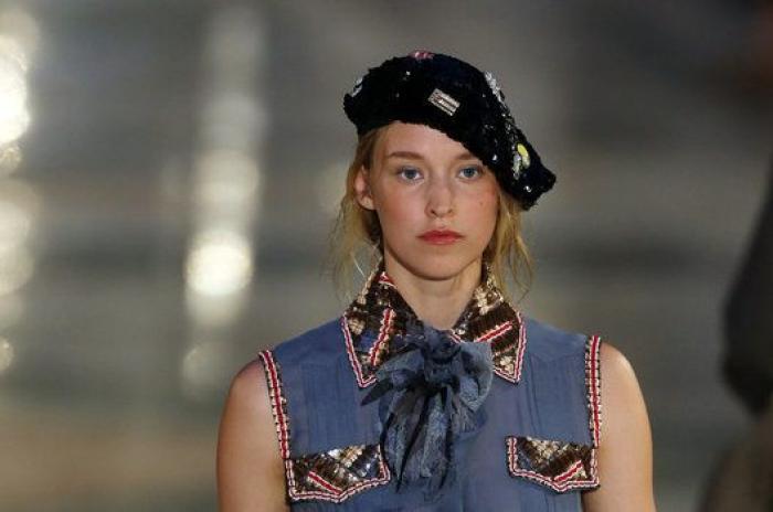 Chanel saca un cohete en su desfile de París