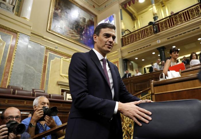 Los párrafos que supuestamente plagió Pedro Sánchez, según 'ABC'