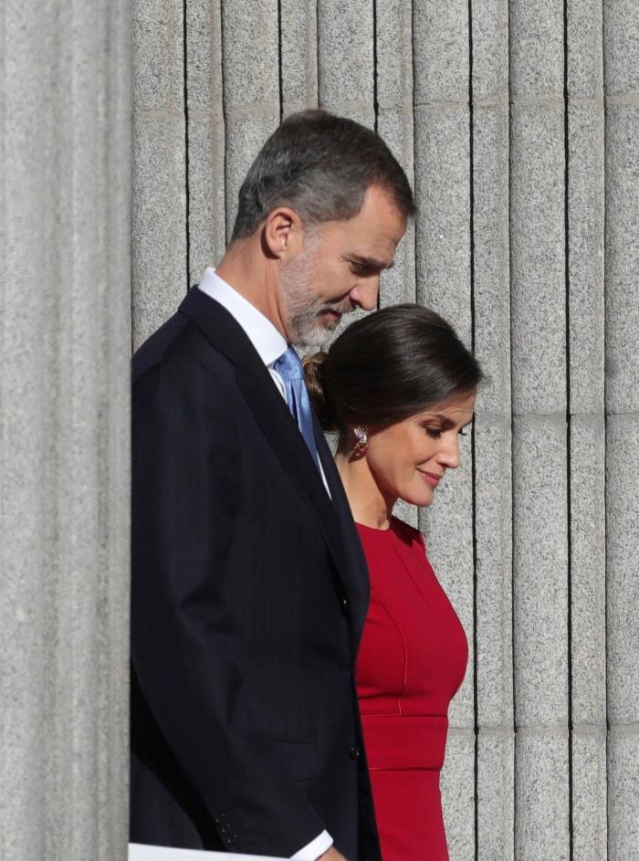 Sánchez asegura que reformar la Constitución es "reforzarla"