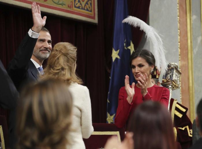 Sánchez asegura que reformar la Constitución es "reforzarla"