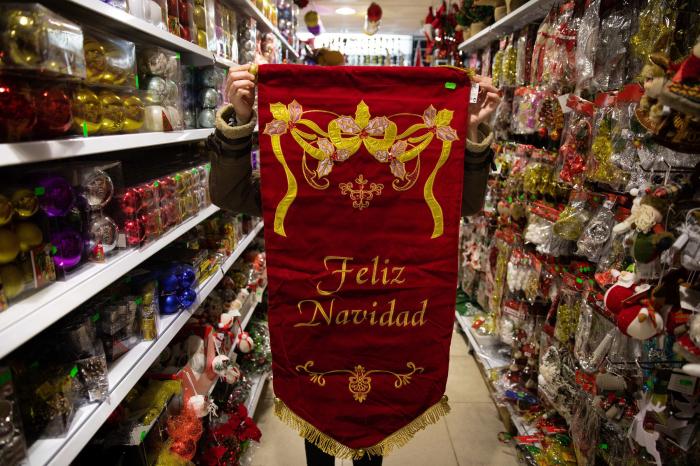 Estos son los 18 adornos navideños más horteras que puedes encontrar en un chino