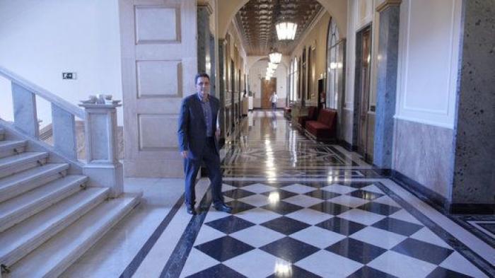 Tomás Marcos, el primer ‘ciudadano' en las Cortes