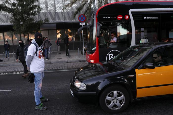 Una organización de derechos humanos critica esta "peligrosa" actuación de los Mossos durante el 21-D
