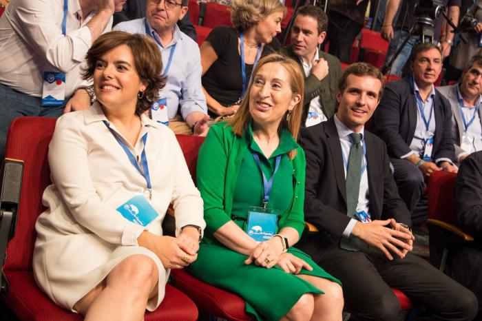 Rajoy se despide del PP: "Me aparto pero no me voy, seré leal"