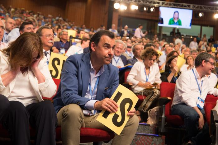 Rajoy se despide del PP: "Me aparto pero no me voy, seré leal"