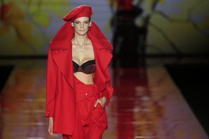 Andrés Sardá y Juan Vidal se alzan con el Premio Nacional de Moda 2015