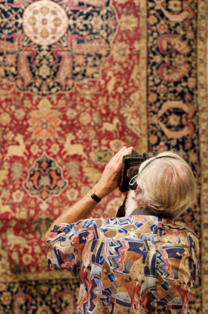 Este fotógrafo combina los visitantes de los museos con las obras y el resultado es maravilloso