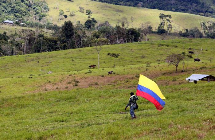 Las FARC pasan de ser guerrilla a partido "sin cambiar de ideología"