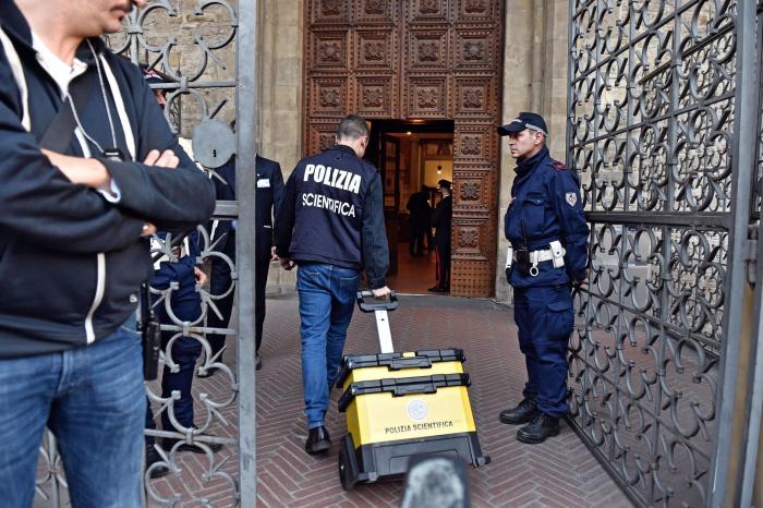 Muere un turista español en Florencia golpeado por la piedra de una iglesia