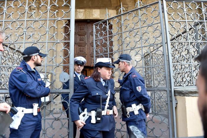 Muere un turista español en Florencia golpeado por la piedra de una iglesia