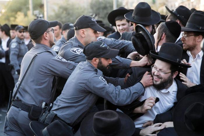 Los judíos ultraortodoxos lanzan el "Día de la ira" contra su reclutamiento militar en Israel