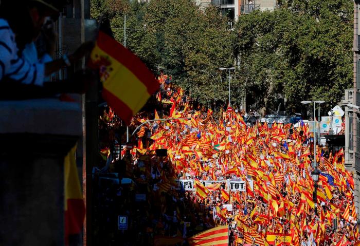 La Guardia Civil acusa a Trapero de inacción en conexión con Puigdemont y Junqueras