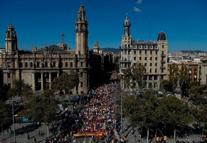 La Guardia Civil acusa a Trapero de inacción en conexión con Puigdemont y Junqueras