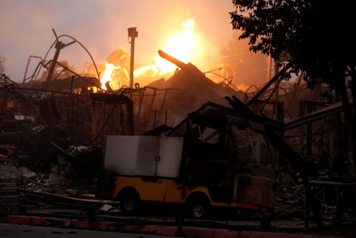Suben a 31 los muertos por los incendios del norte de California