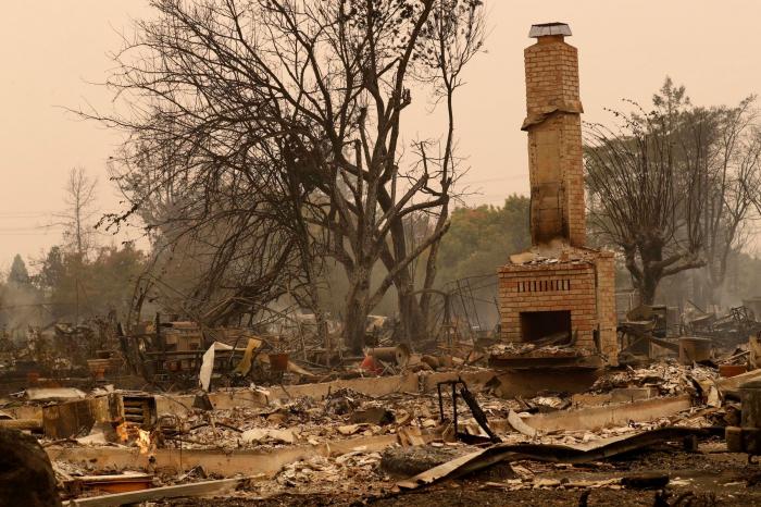 Suben a 31 los muertos por los incendios del norte de California