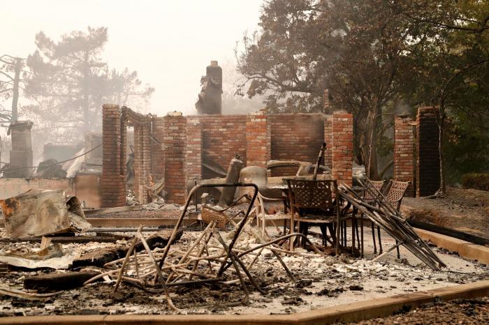 Suben a 31 los muertos por los incendios del norte de California