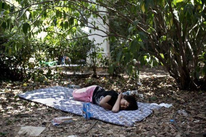 Grecia pide ayuda a la UE desbordada por la llegada de más de 80.000 inmigrantes este verano