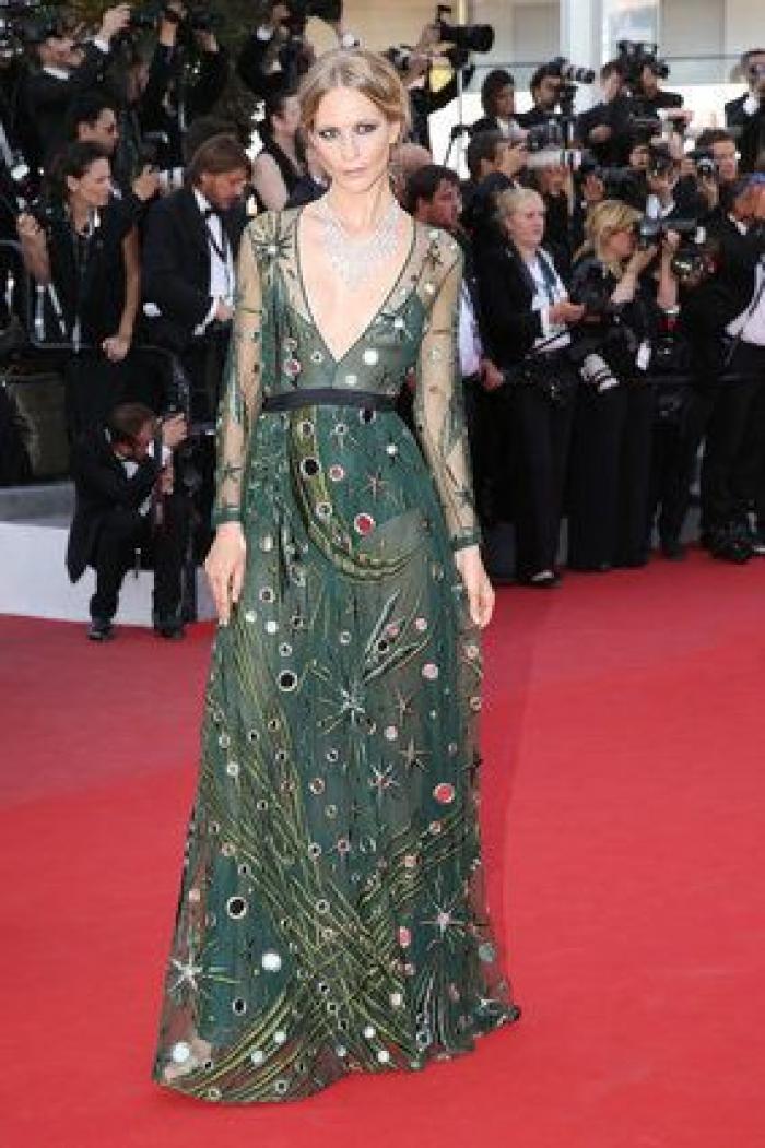 La guía del escote: ejemplos de lo que SÍ (y lo que NO) queda bien