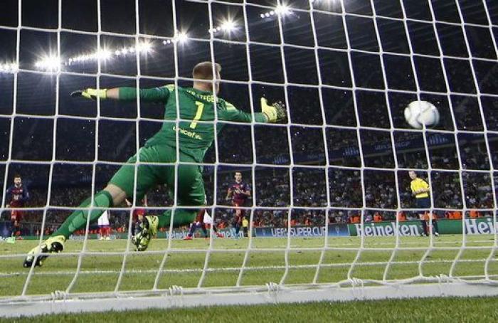 El FC Barcelona gana una sublime final de la Supercopa ante el Sevilla (5-4)