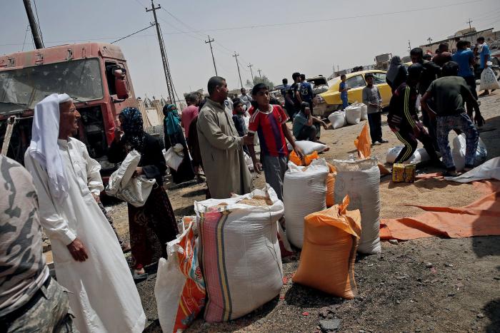 Un vídeo-puñetazo: las terribles imágenes de niños desnutridos en Mosul