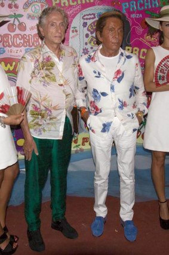 Fiesta Flower Power Ibiza 2015: Anne Hathaway, Valentino, Jon Kortajarena...