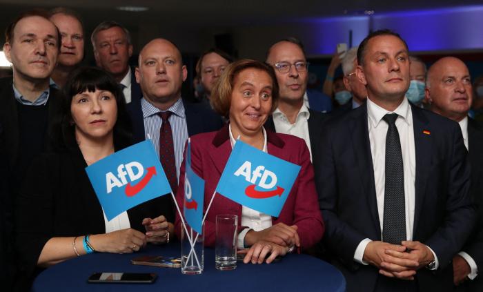 Berlín vota a favor de expropiar a las grandes empresas inmobiliarias